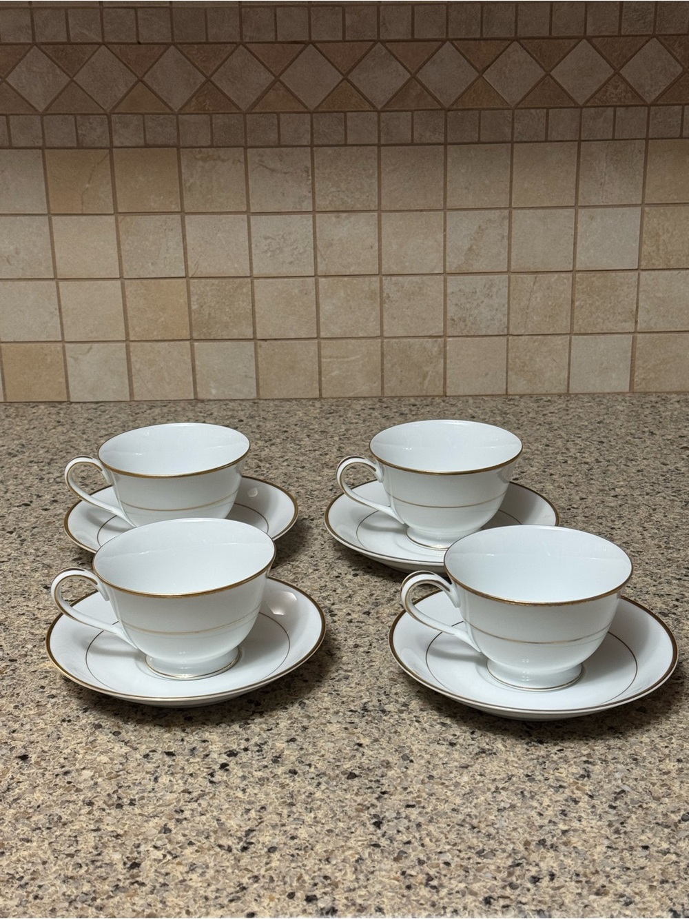 Noritake Fine China Teacup & Saucer Set – 4 Place Settings